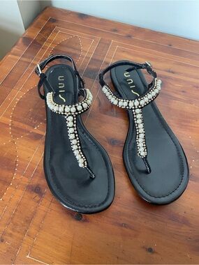 Unisa Black Pearl-Embellished T-Strap Sandals